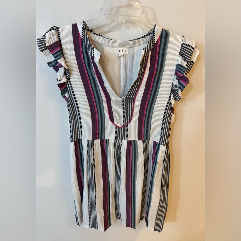 THML WOMEN'S FLUTTER SLEEVE
STRIPE DRESS size small